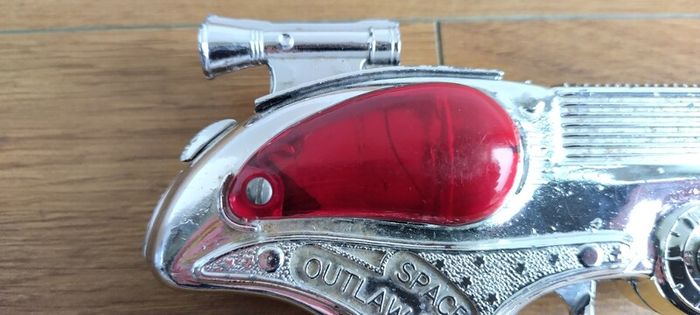 Vintage Space outlaw atomic pistol
