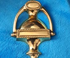 door knocker