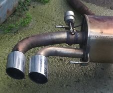 Alfa Romeo Giulia QV 2.9 rear exhaust