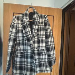 ZARA Elegant Black & White Check Blazer