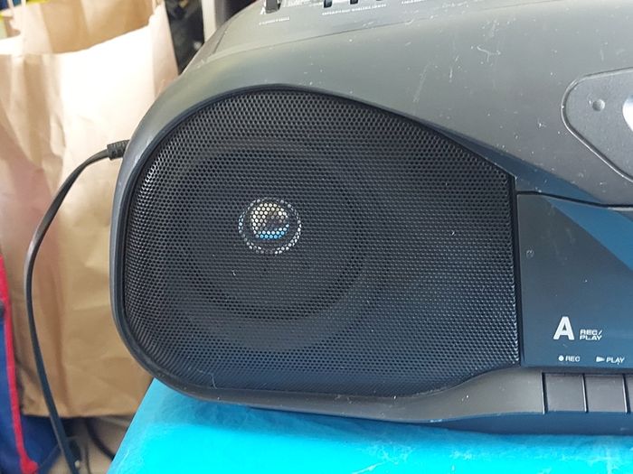 Goldstar CD Radio Dual Cassette Player Model No CD-540L, in excellent cosmetic condition