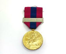 Vintage Bronze Artillery French National Defence Medal