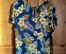 Size 14-16 summer top