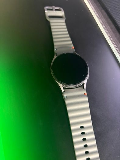 Samsung Galaxy Fold7 256GB Unlocked + Galaxy Watch