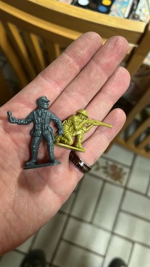 Airfix 1/32 German and British soldiers