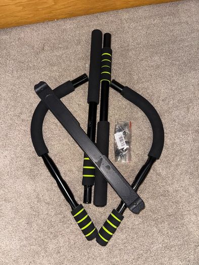 Pull up bar