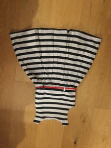 Girls Dress. Age 6