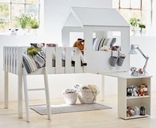 Child's treehouse bed
