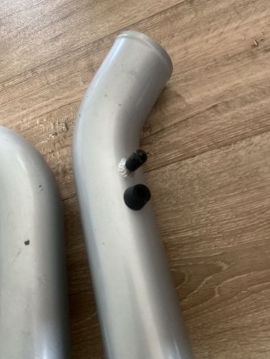 exhaust manifold