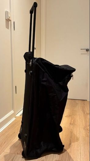 Travel Holdall with Handle and wheels