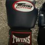 Twins gloves Image 5
