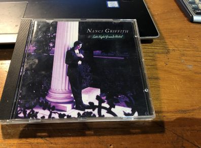 Nanci Griffith - Late Night Grande Hotel