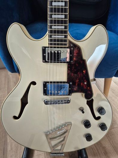 D"Angelico Premier DC Champagne