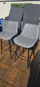 2 stools