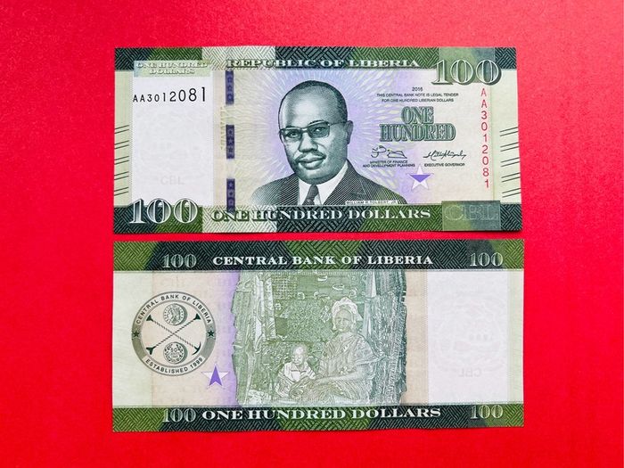Liberia   100  Dollars  2016  Pick  35a. ( Uncirculated )
