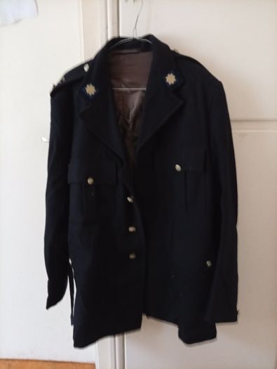 A1. Vintage Obsolete 1970s/1980s Garda Tunic Jacket (Original Collar Badges.