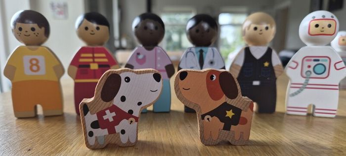Wooden career figures X 8