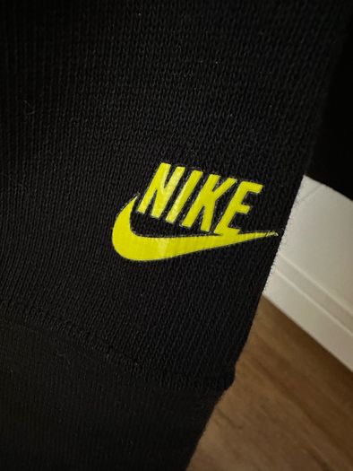 Nike women's ladies zip hoodie in great condition, barely used
