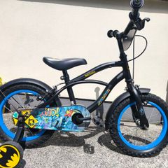14" Batman Bike with Stabilisers