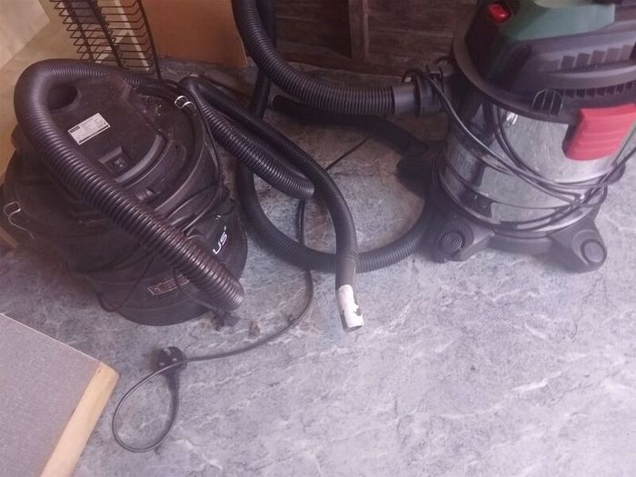 Two hovers