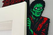 Michael Jackson door corner "thriller"