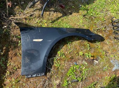 BMW E60 E61 right wing