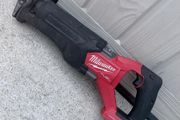 Milwaukee M18 FUEL ONE-KEY Sawzall like new