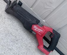 Milwaukee M18 FUEL ONE-KEY Sawzall like new