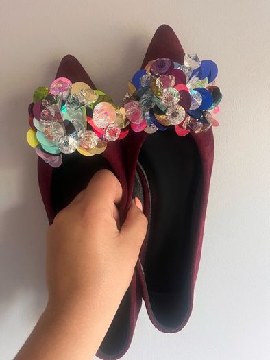 Burgundy ballerinas