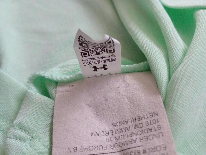 Under Armour ladies T-Shirt size XL