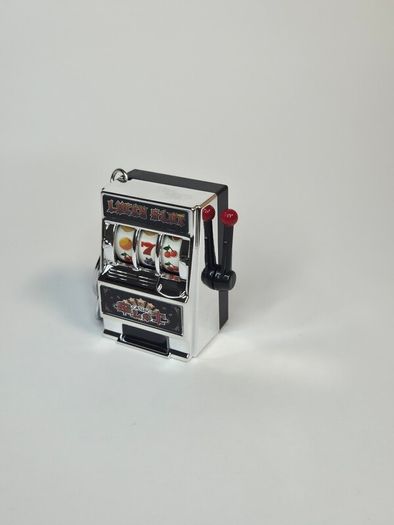 Keychain slot machine
