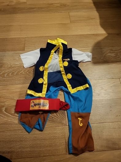 boy halloween costume 2-3 Disney  Jake pirate