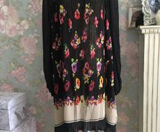 Savida pleated dress. New. Size 12.RRP 40