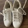 BRAND NEW Ladies/Girls White Runners / Trainers: Size 5 Image 5