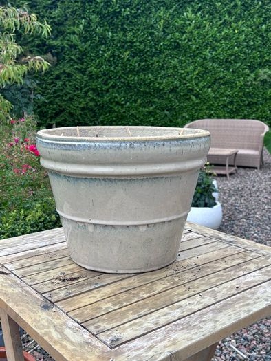 Wide ceramic garden pot