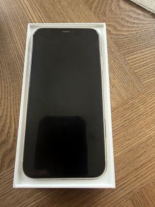 iPhone 11 unlocked
