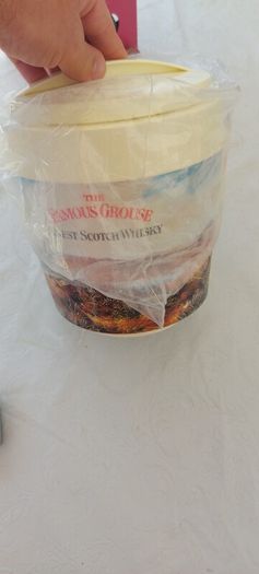 vintage 70s 80s ,new old stock Famous Grouse  ice bucket with lid,,,sold as is.