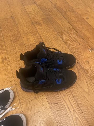 sneaker