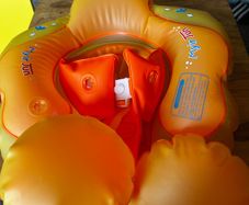 baby floatie