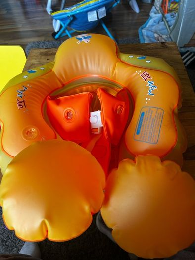 baby floatie