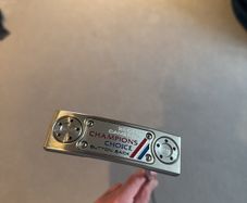 scotty cameron champions choice putter