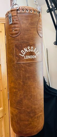 Lonsdale Professional Genuine Leather Punch Bag