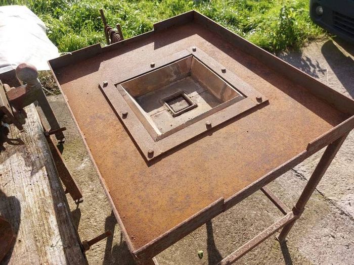 Blacksmith Forge & Tools. 350E