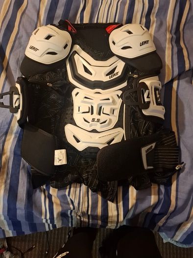 Leatt body armour