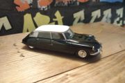 Citroen DS 19 1964 1/43 scale Collectable kids children  play  gift presents