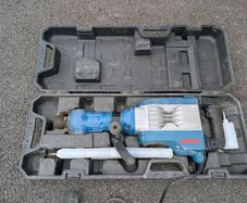 Jack hammer