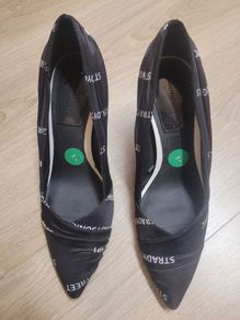 New Stradavarius high heels size 4