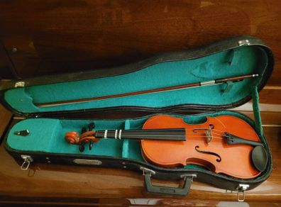 1/8 size violin