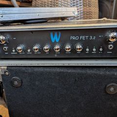 Warwick 211 bass cab and pro fet 3.2 head