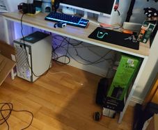 Desk white